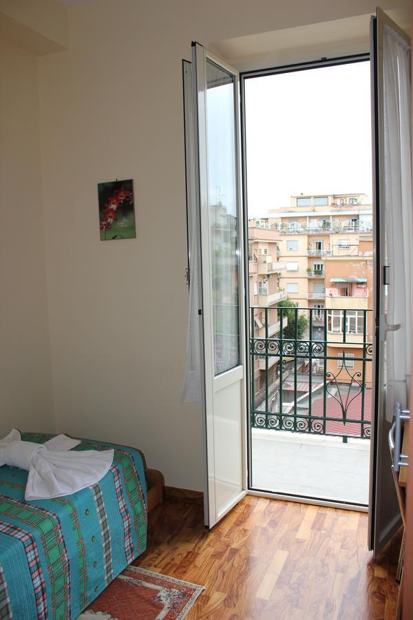 Casa Per Ferie Beato Rosaz Roma Exterior foto
