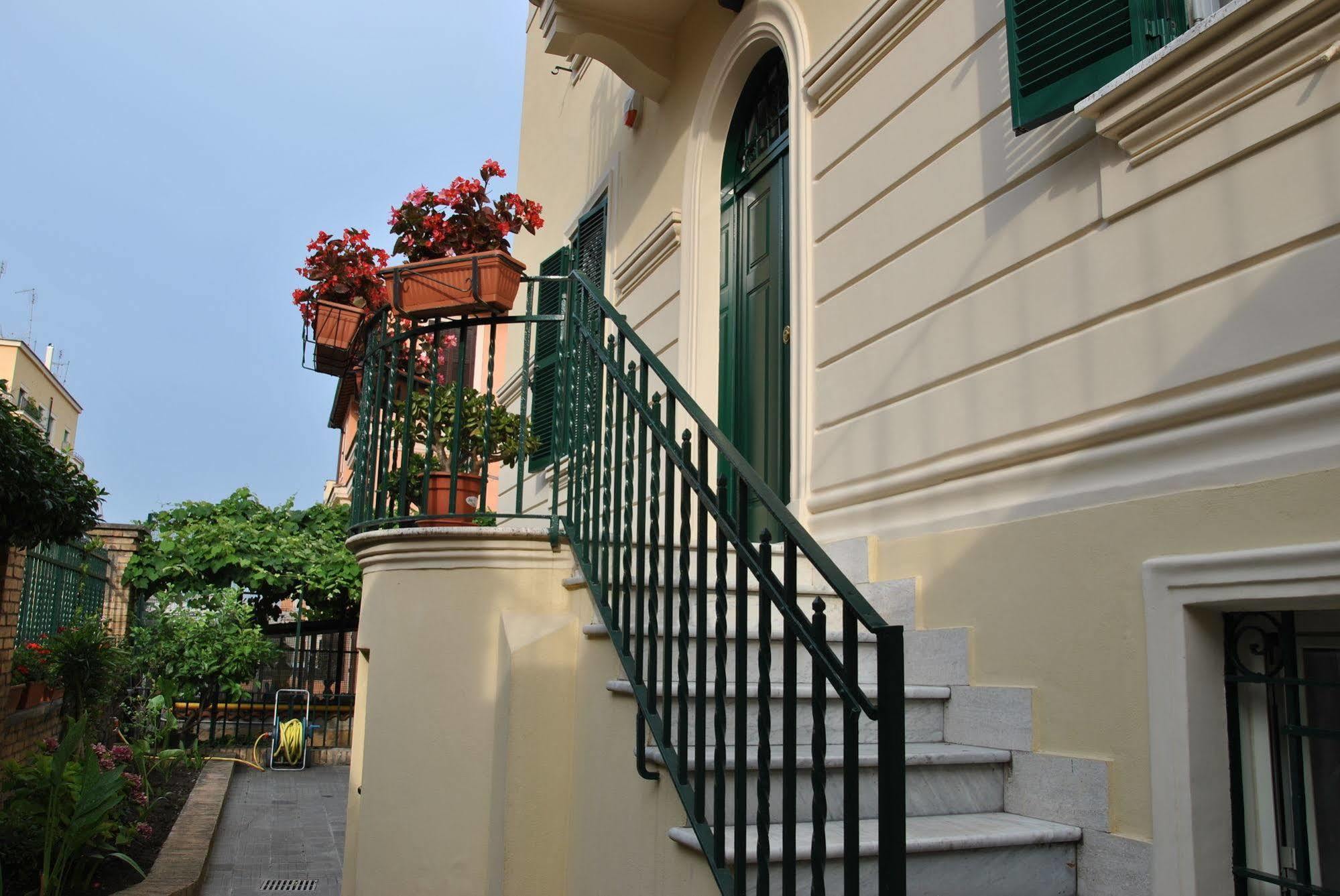 Casa Per Ferie Beato Rosaz Roma Exterior foto
