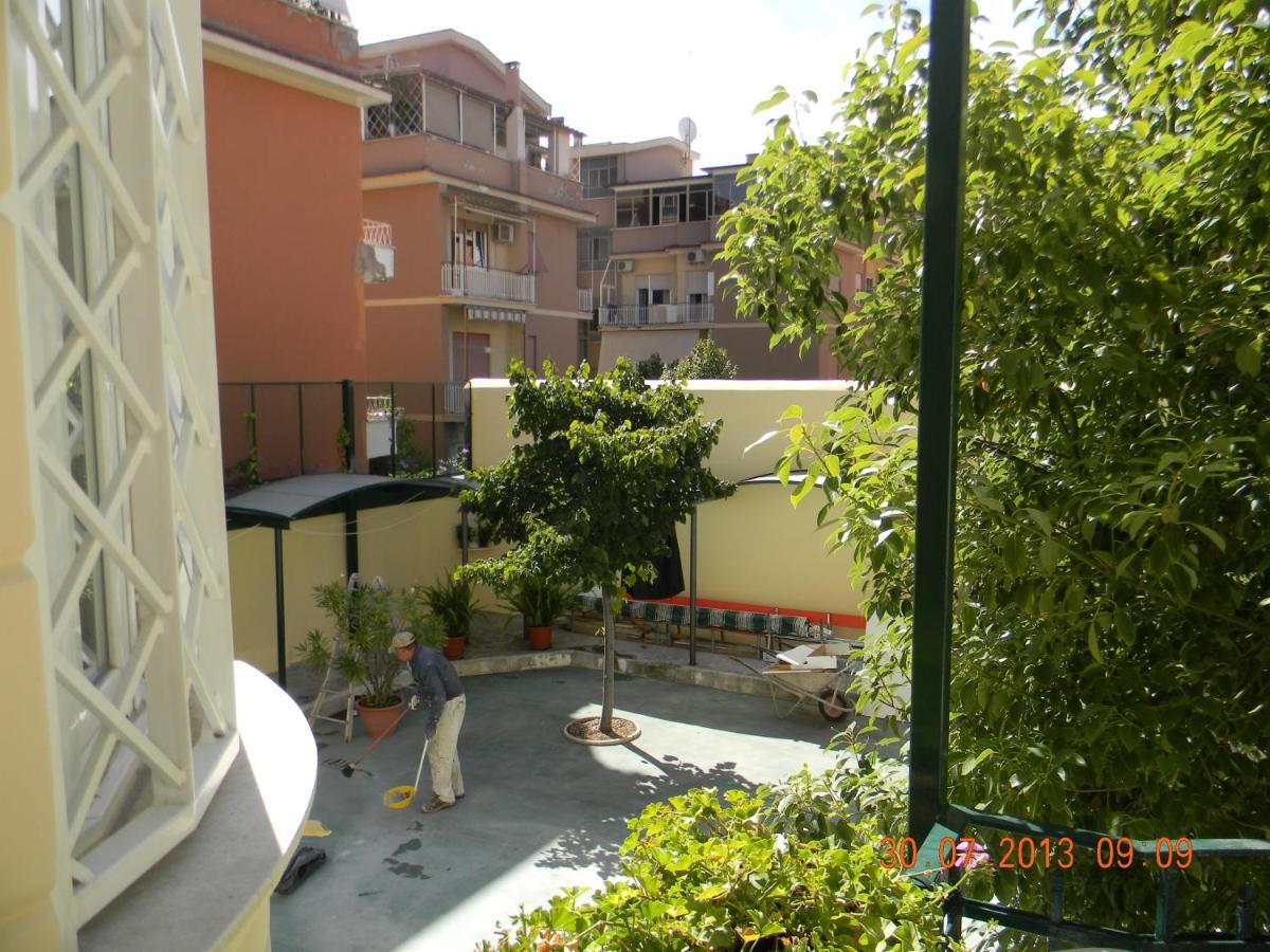 Casa Per Ferie Beato Rosaz Roma Exterior foto